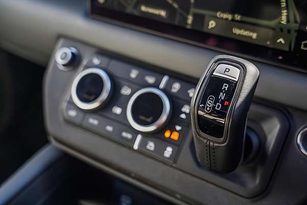 2023 Land Rover Defender 110 D300 X-Dynamic HSE L663