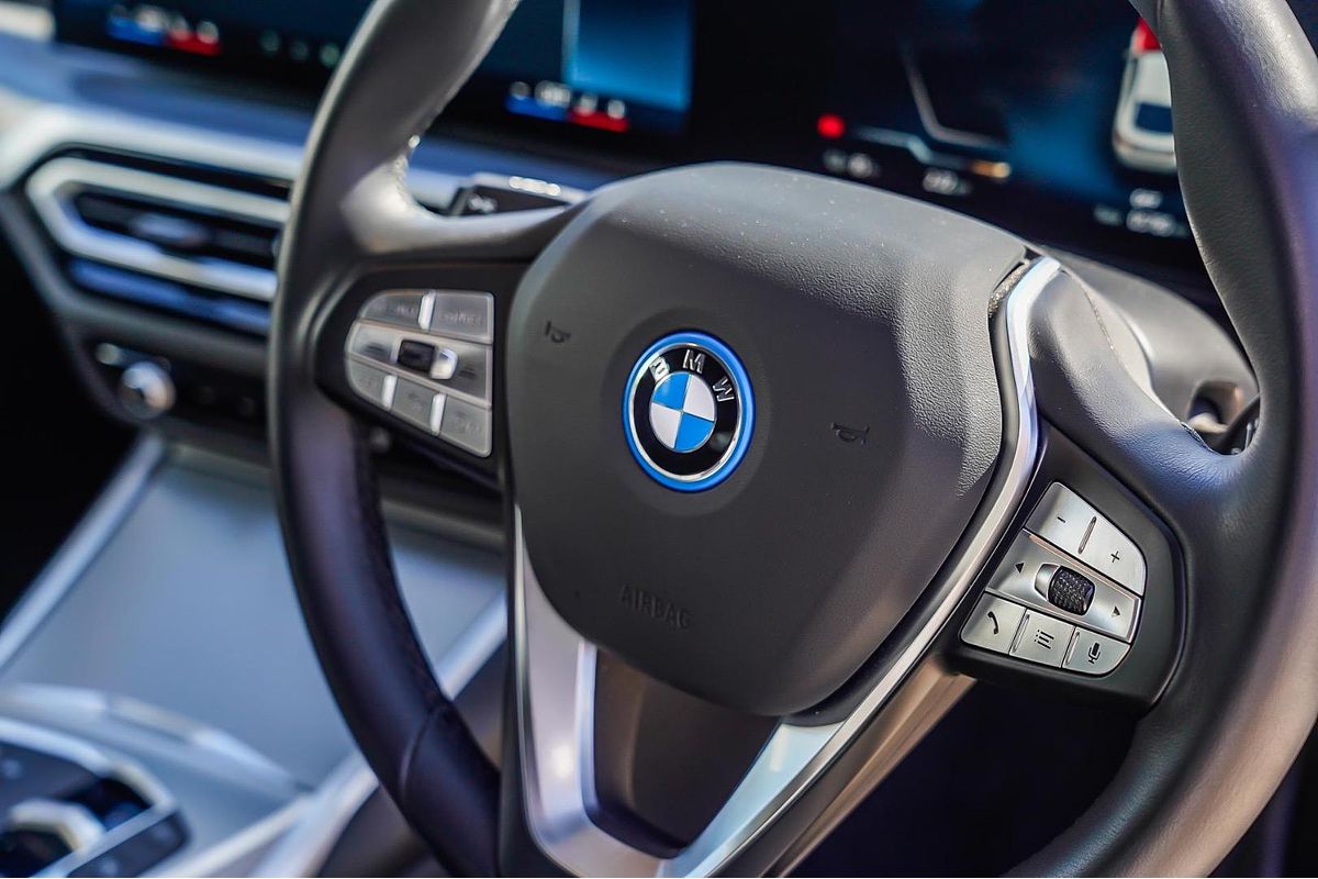2023 BMW i4 eDrive35 G26
