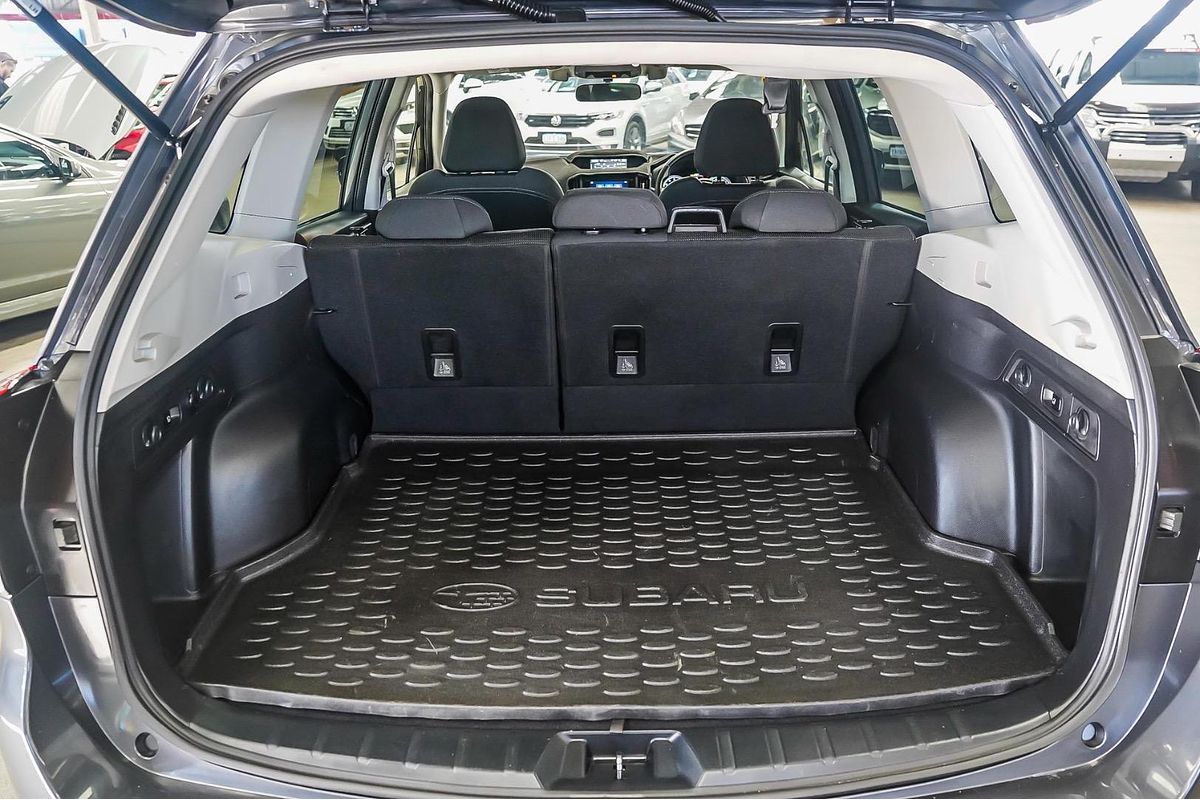 2020 Subaru Forester 2.5i S5