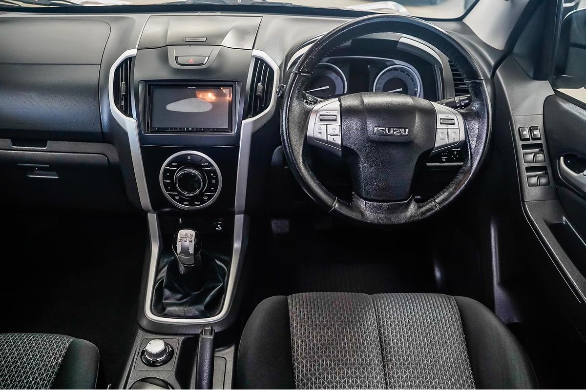 2016 Isuzu MU-X LS-M