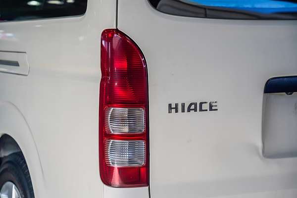 2018 Toyota Hiace Commuter KDH223R