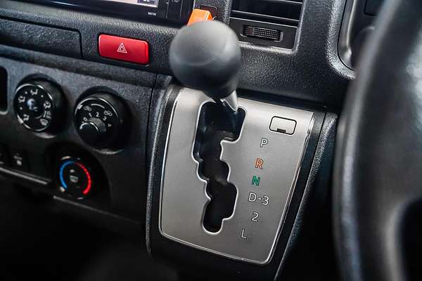 2018 Toyota Hiace Commuter KDH223R
