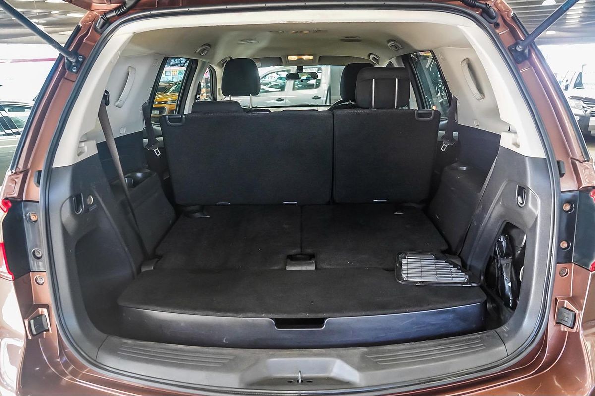 2016 Isuzu MU-X LS-M