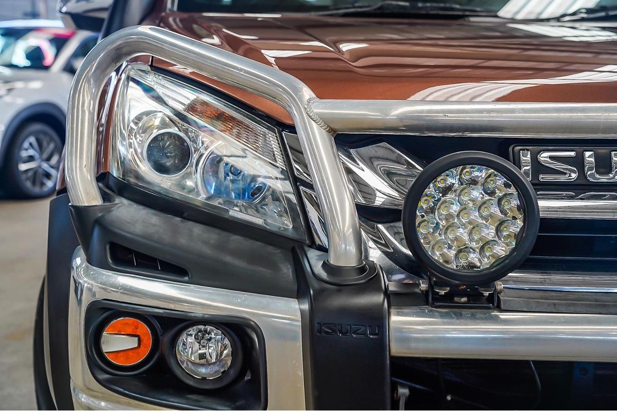 2016 Isuzu MU-X LS-M