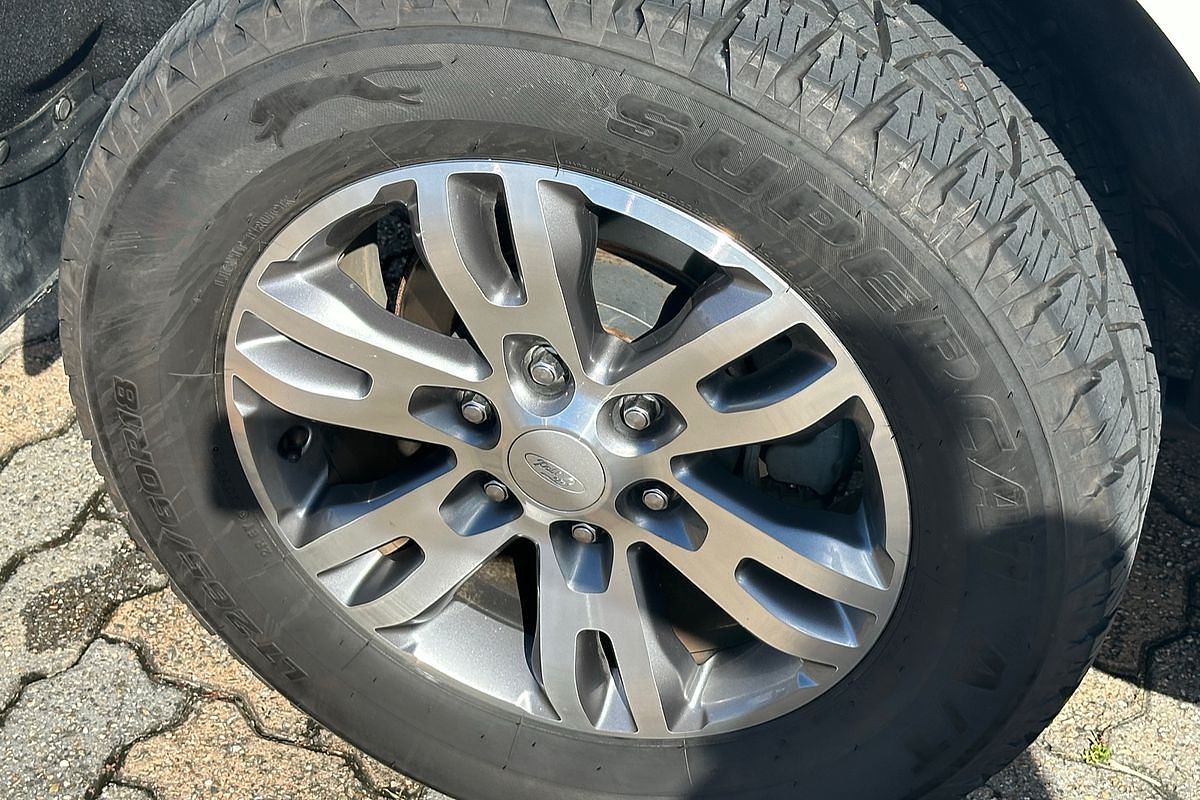2015 Ford Everest Trend UA L