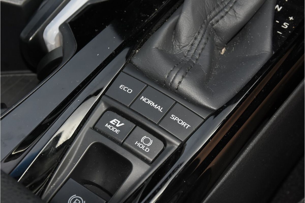 2024 Toyota Camry Ascent AXVH80R