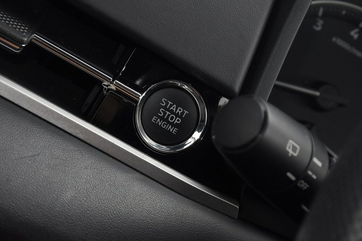 2023 Mitsubishi Outlander ES ZM