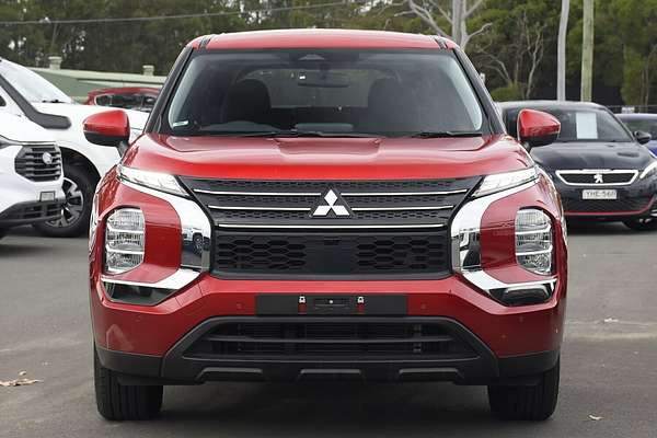 2023 Mitsubishi Outlander ES ZM