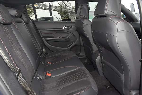 2015 Peugeot 308 GTi 250 T9