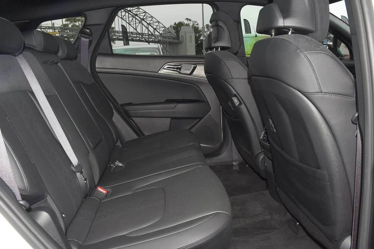 2024 Kia Sportage GT-Line NQ5