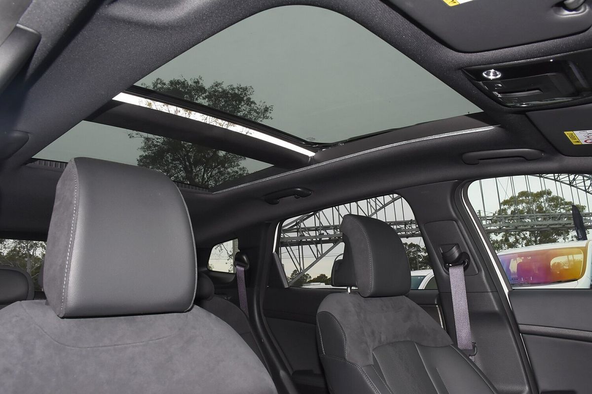 2024 Kia Sportage GT-Line NQ5