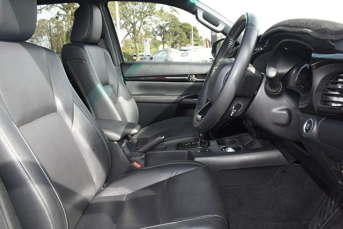 2019 Toyota Hilux Rugged X GUN126R 4X4