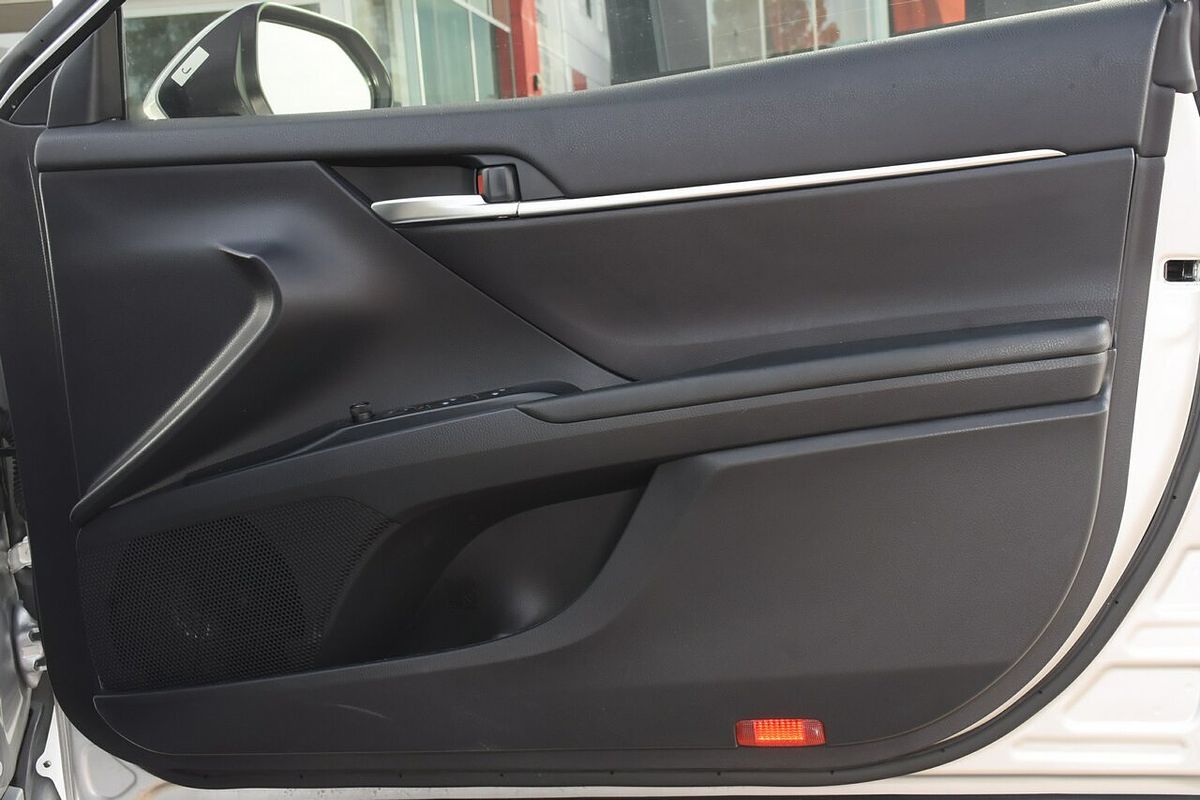 2019 Toyota Camry Ascent AXVH71R