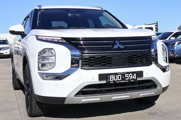 2022 Mitsubishi Outlander LS ZM