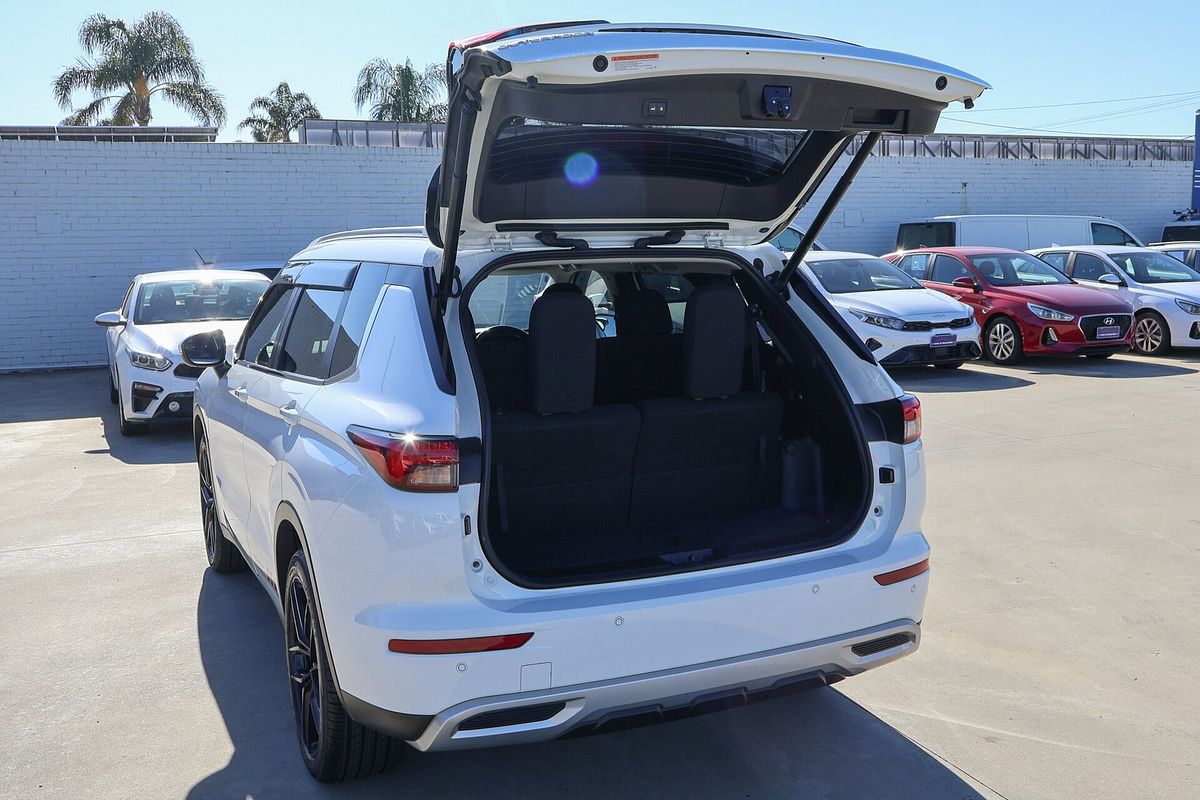 2022 Mitsubishi Outlander LS ZM