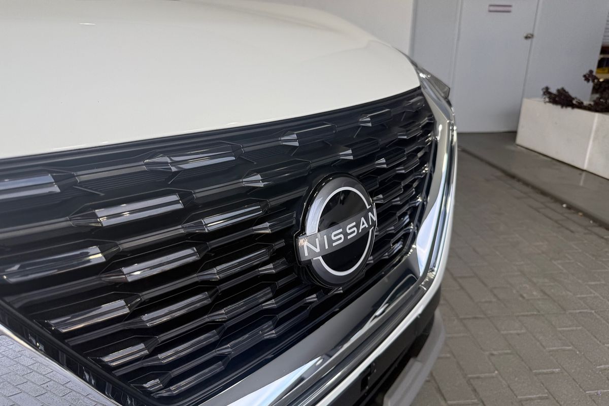 2023 Nissan X-TRAIL ST T33