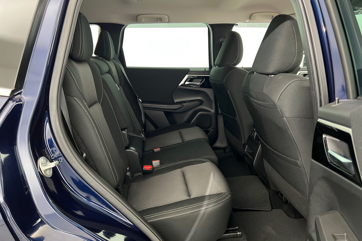 2022 Mitsubishi Outlander LS ZM