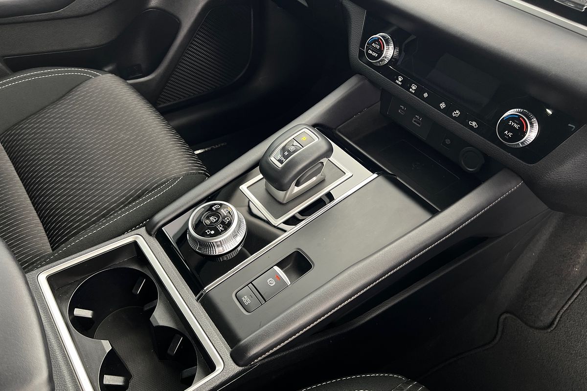 2022 Mitsubishi Outlander LS ZM
