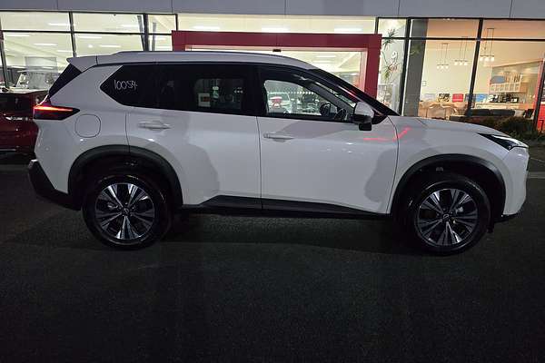 2024 Nissan X-TRAIL ST-L T33