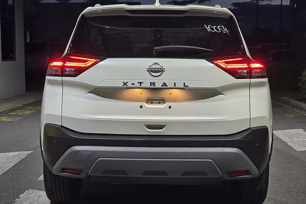 2024 Nissan X-TRAIL ST-L T33