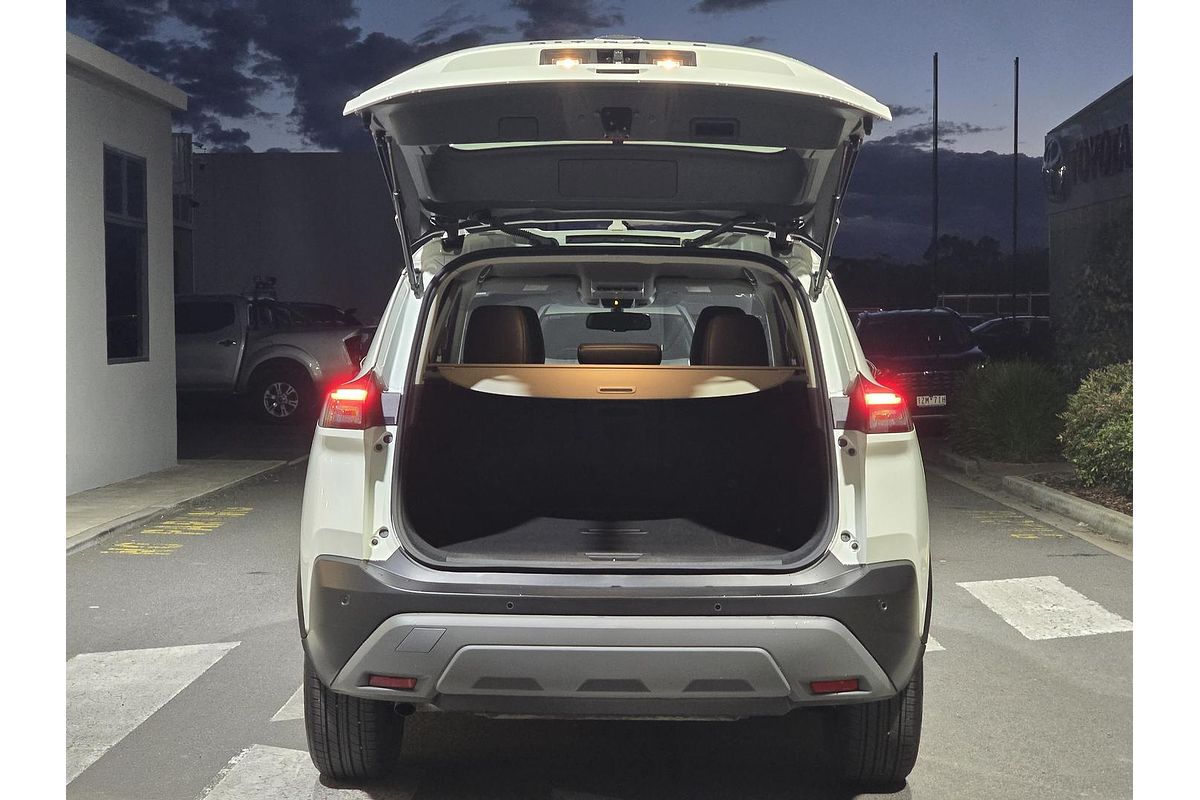 2024 Nissan X-TRAIL ST-L T33