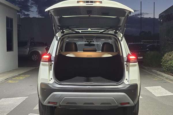 2024 Nissan X-TRAIL ST-L T33