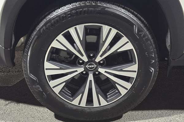 2024 Nissan X-TRAIL ST-L T33