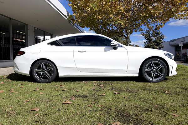 2019 Mercedes-Benz C-Class C200 C205