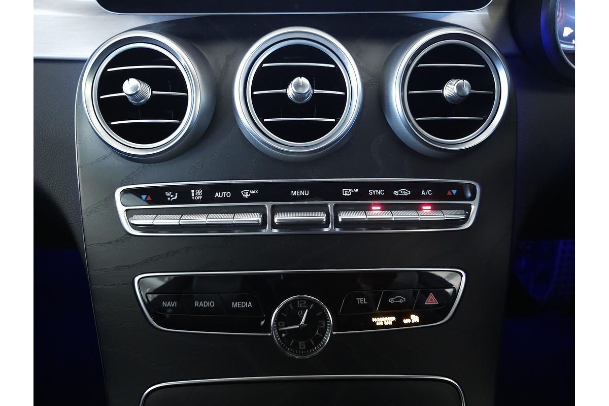 2019 Mercedes-Benz C-Class C200 C205