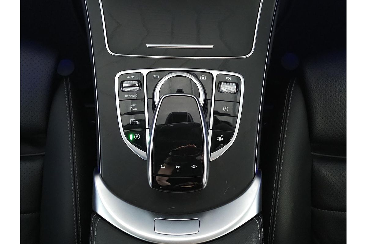 2019 Mercedes-Benz C-Class C200 C205
