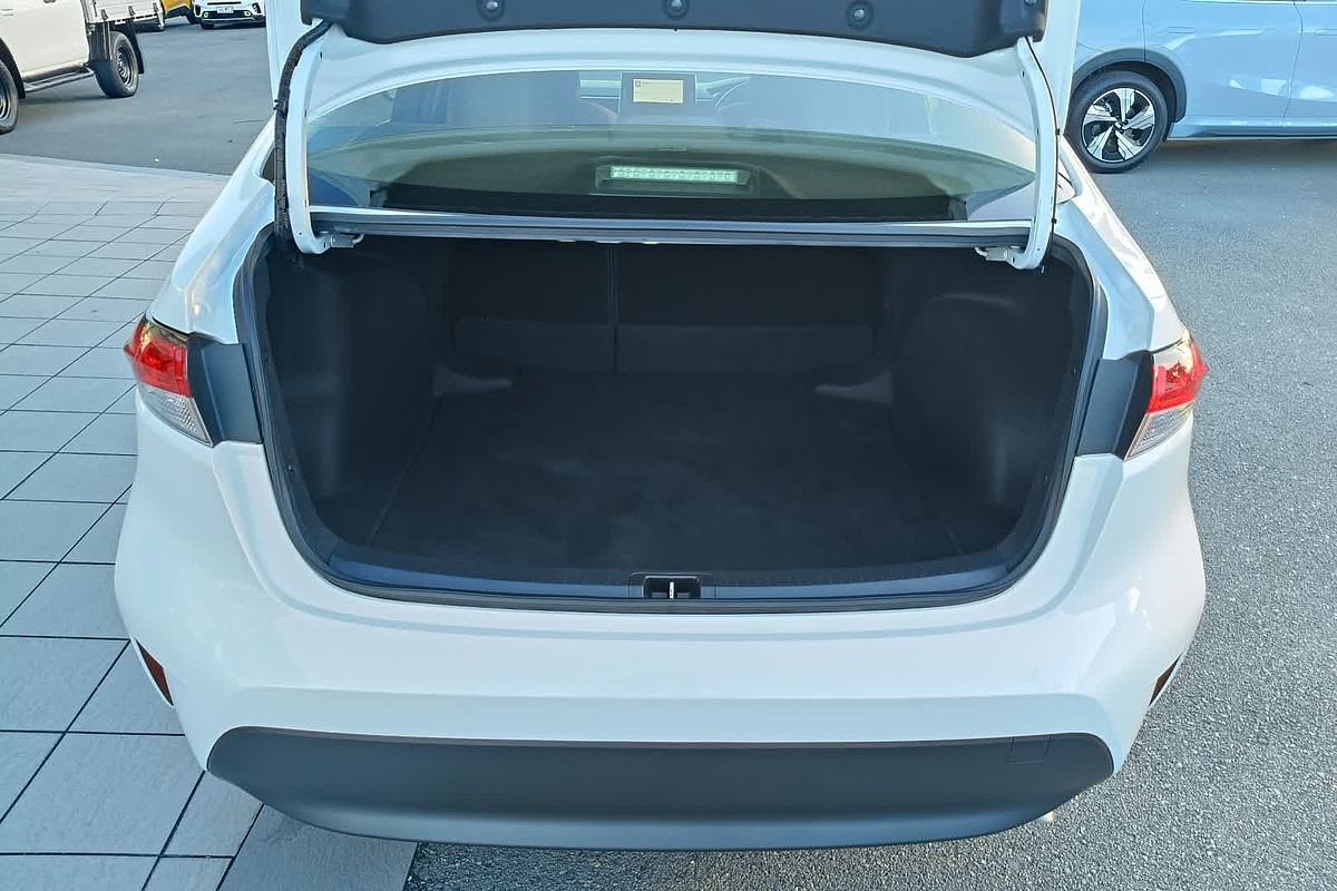 2023 Toyota Corolla SX Hybrid ZWE219R