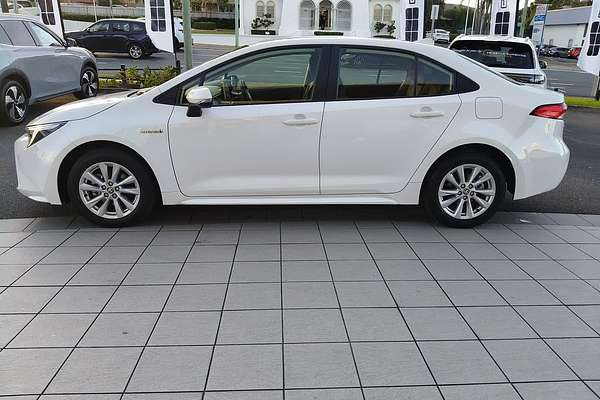 2023 Toyota Corolla SX Hybrid ZWE219R