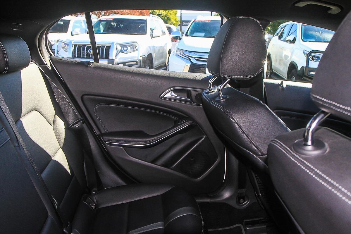 2019 Mercedes-Benz GLA-Class GLA180 X156