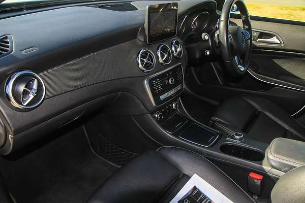 2019 Mercedes-Benz GLA-Class GLA180 X156
