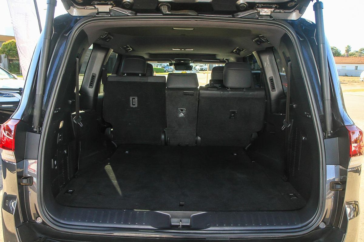 2022 Toyota Landcruiser Sahara FJA300R