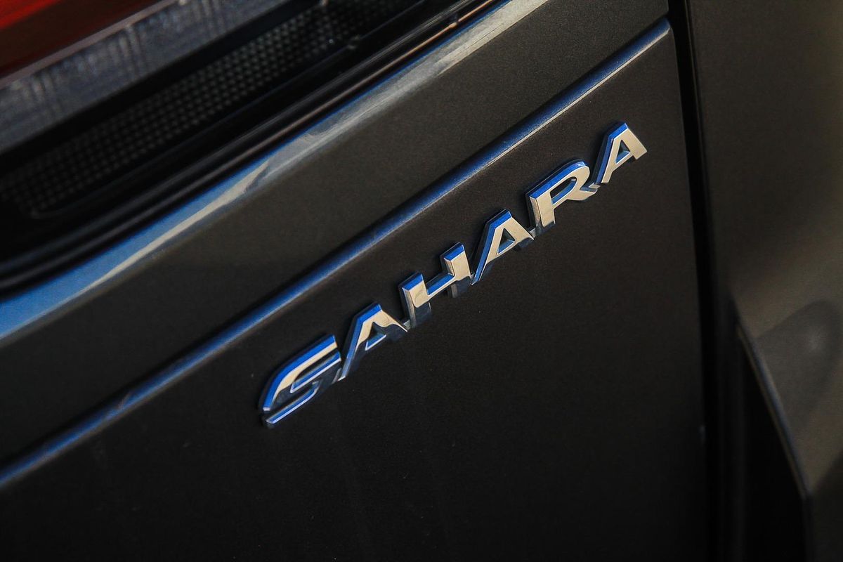 2022 Toyota Landcruiser Sahara FJA300R