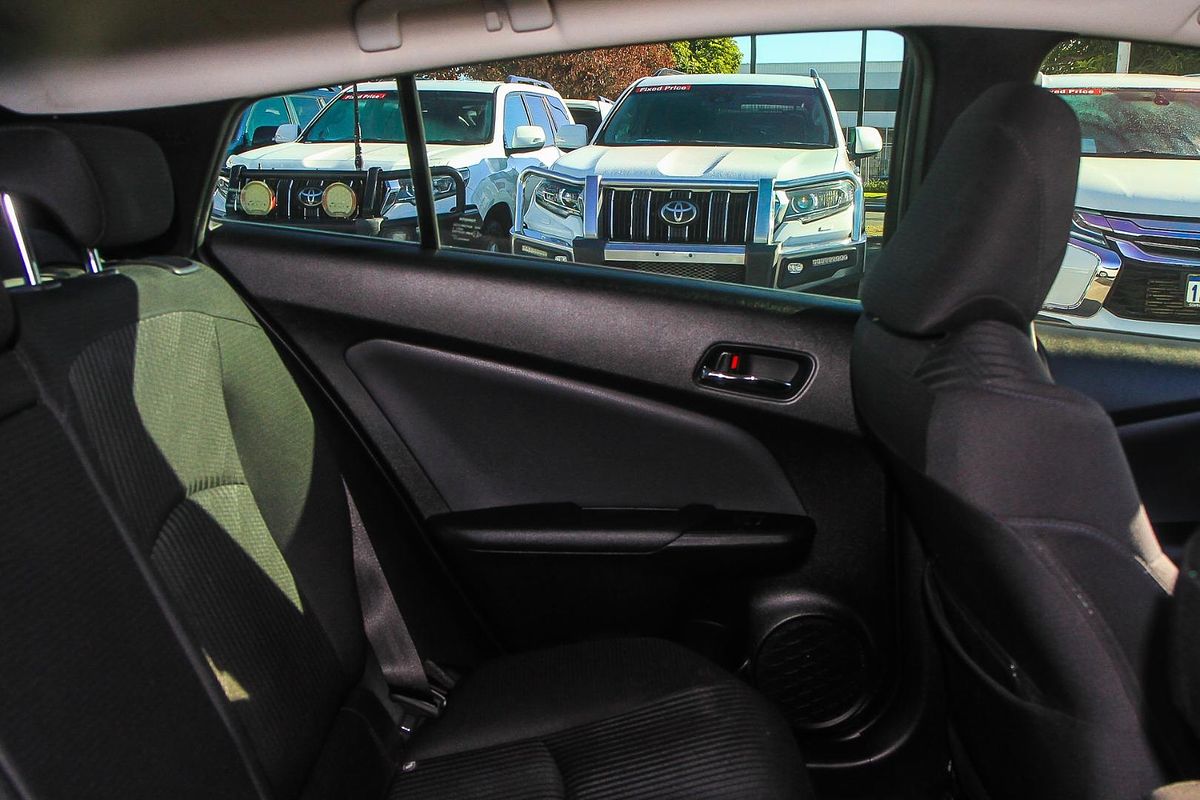 2019 Toyota Prius ZVW50R