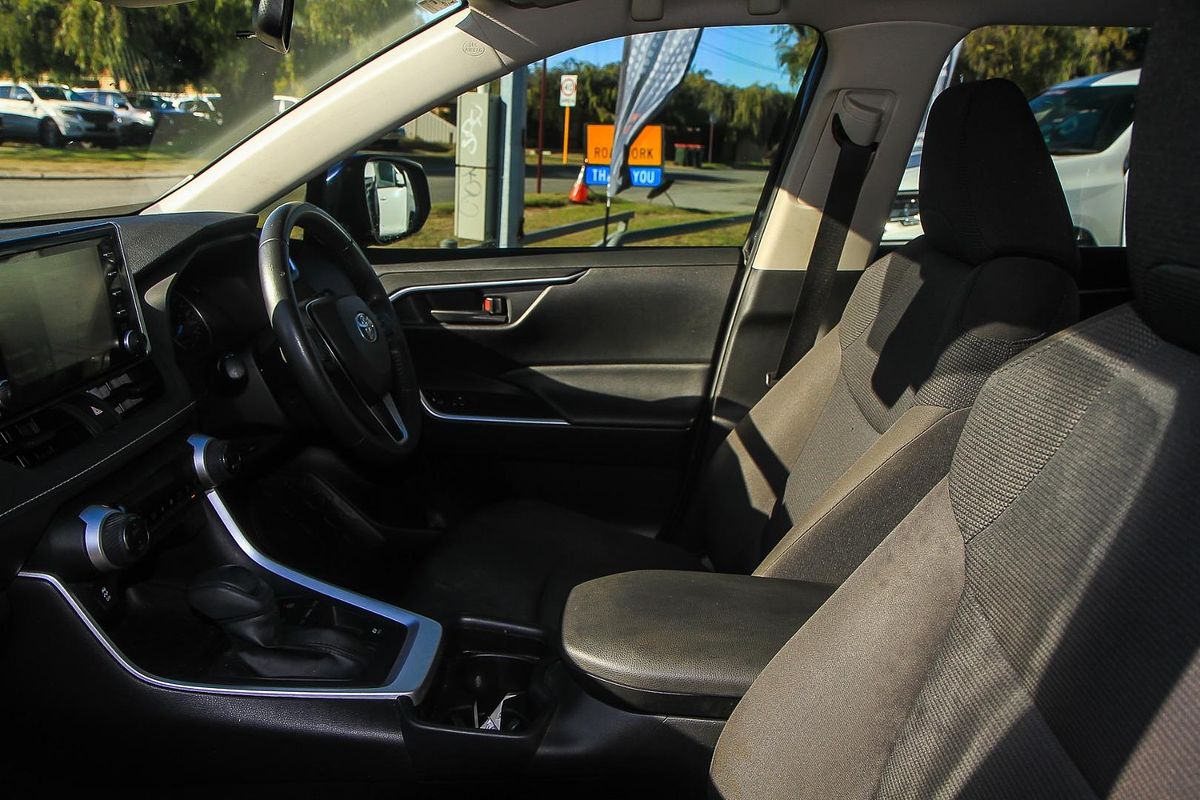 2021 Toyota RAV4 GX AXAH52R