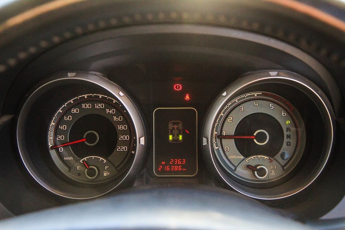 2015 Mitsubishi Pajero GLS NX