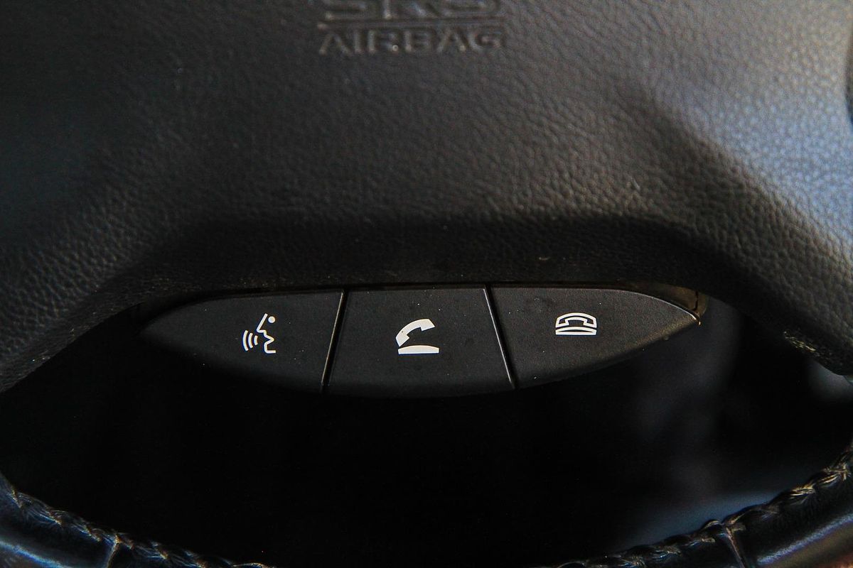 2015 Mitsubishi Pajero GLS NX