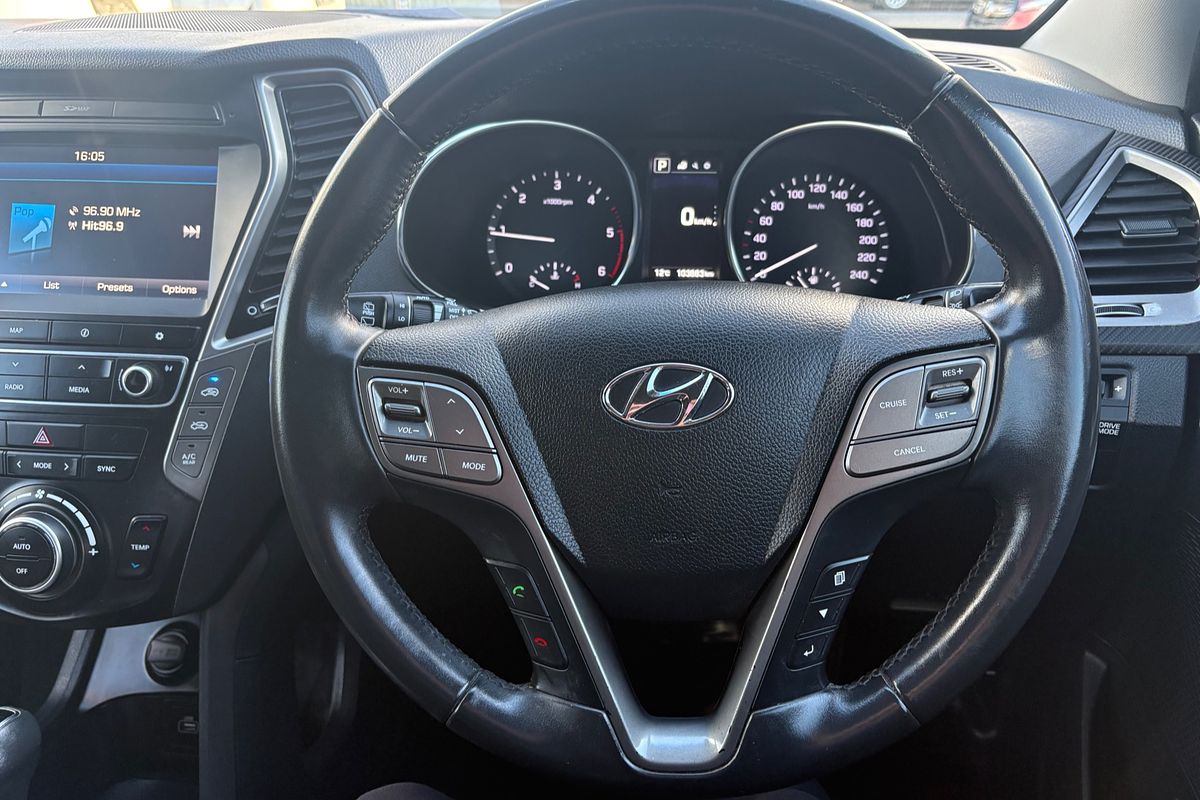 2015 Hyundai Santa Fe Elite DM3 Series II