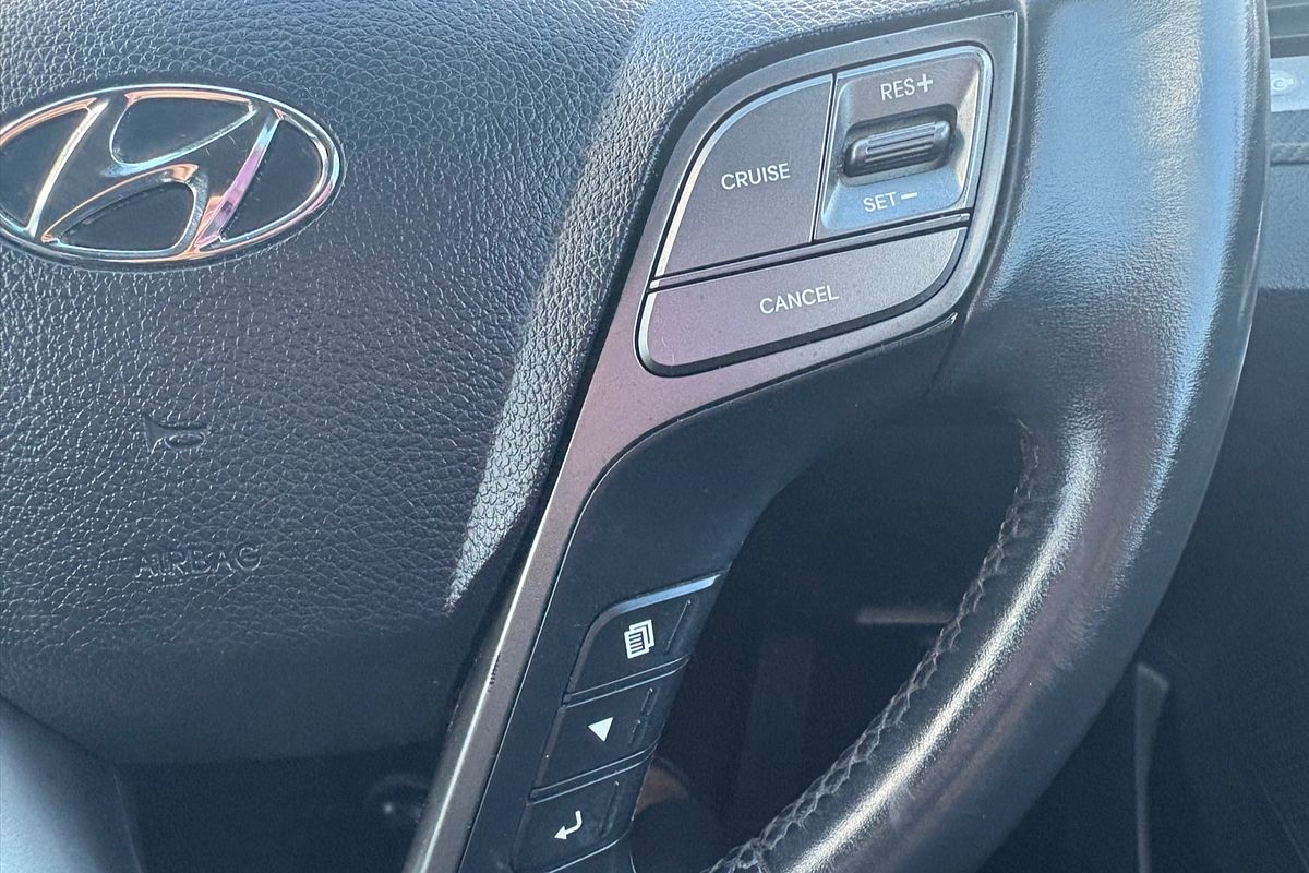 2015 Hyundai Santa Fe Elite DM3 Series II