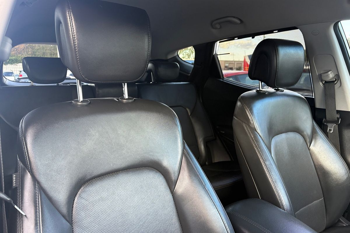 2015 Hyundai Santa Fe Elite DM3 Series II
