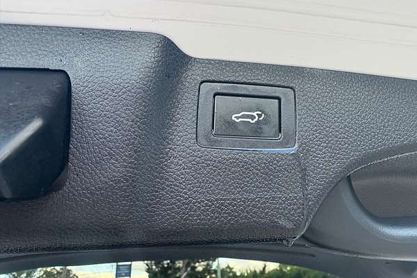 2015 Hyundai Santa Fe Elite DM3 Series II