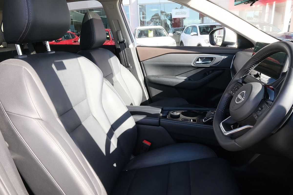 2025 Nissan X-TRAIL Ti T33