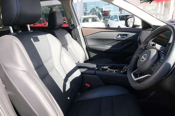 2025 Nissan X-TRAIL Ti T33
