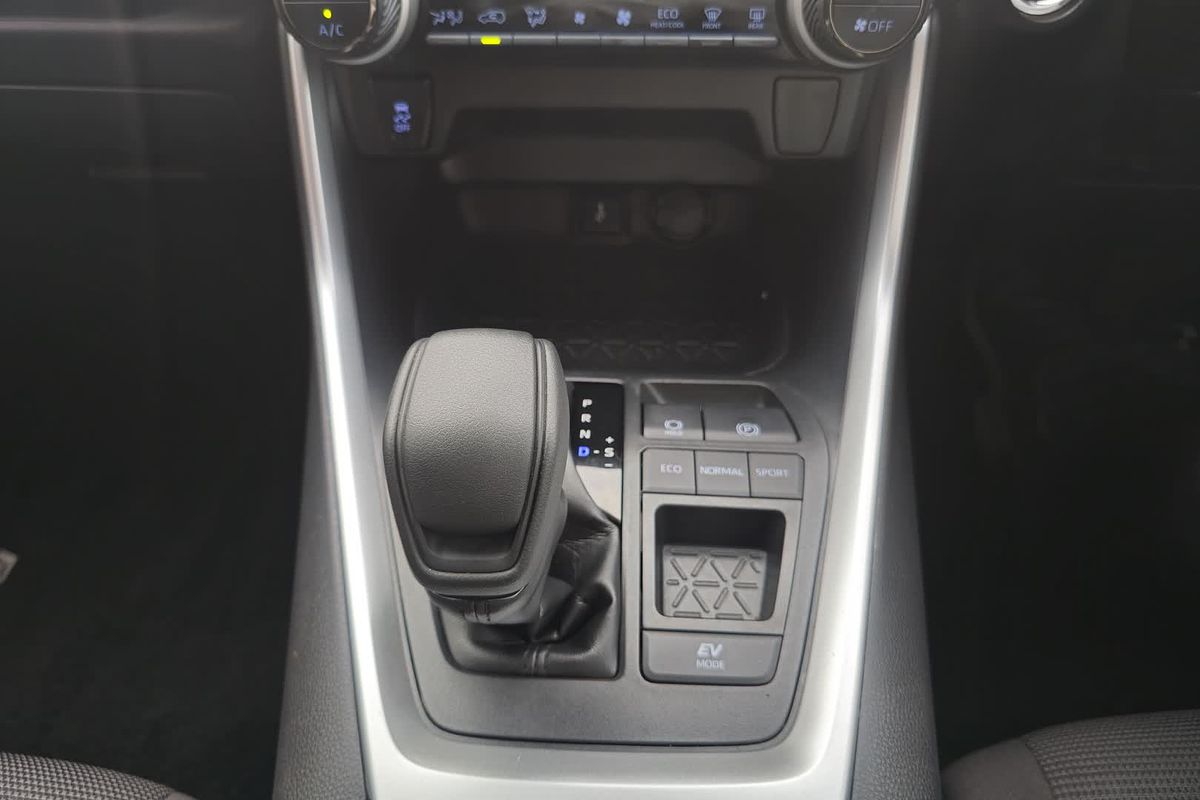 2022 Toyota RAV4 GX AXAH52R