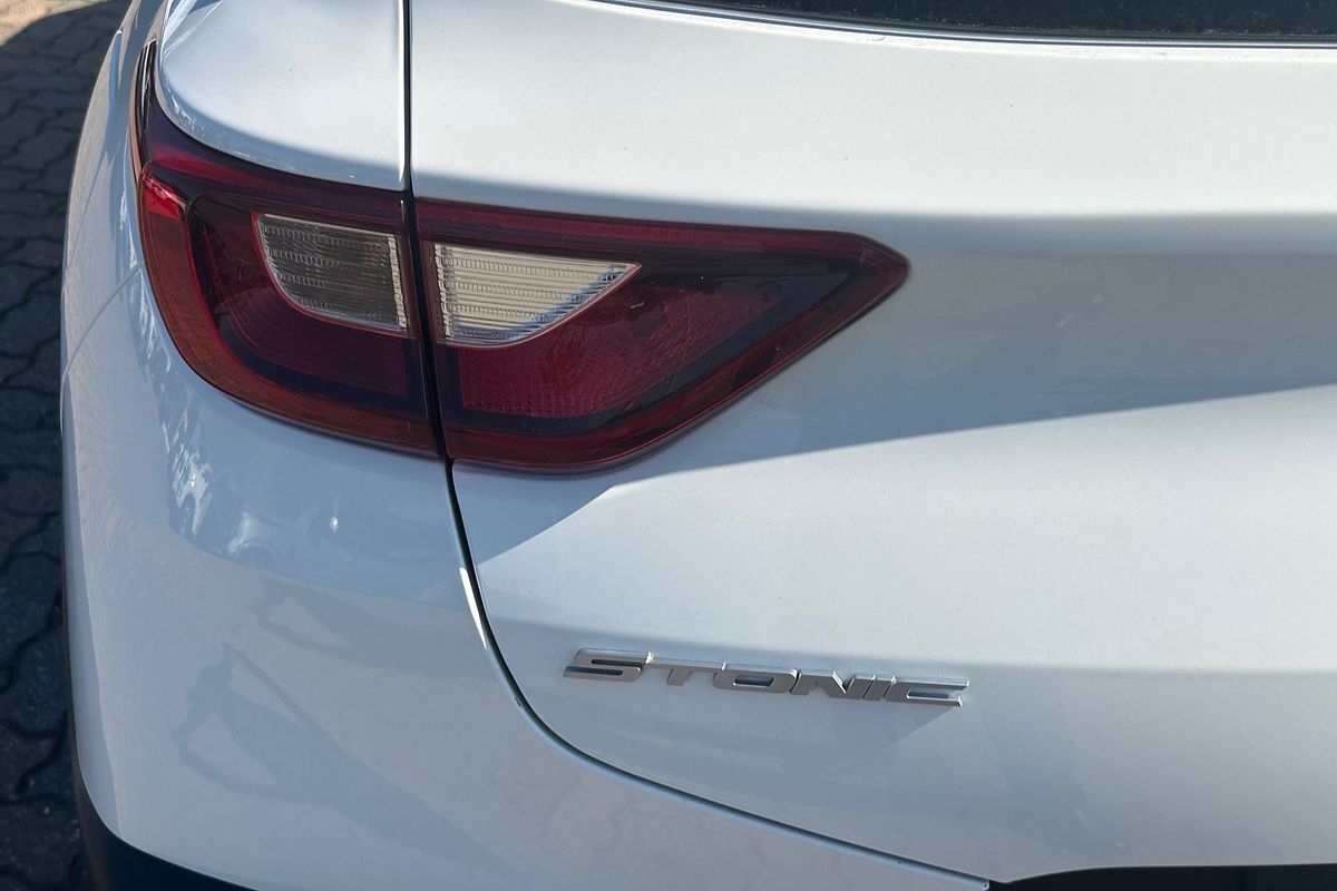 2022 Kia Stonic S YB
