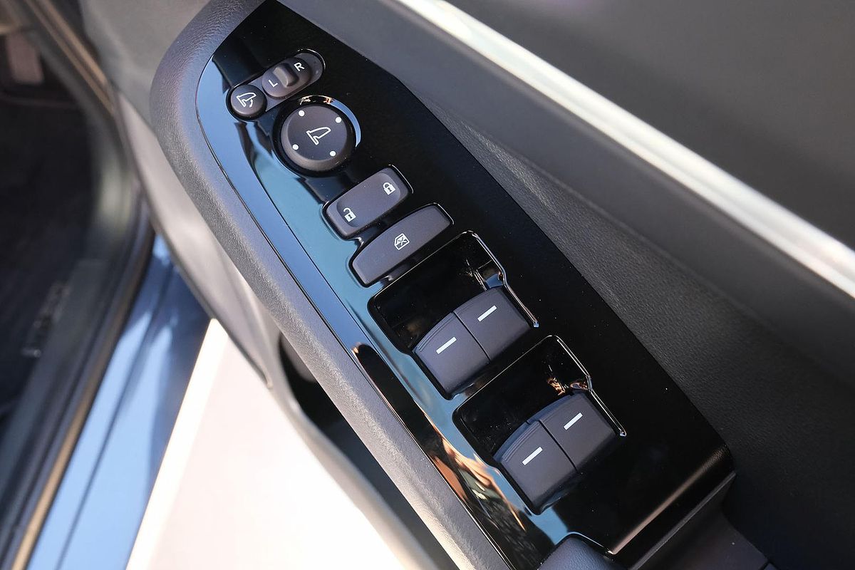 2023 Honda HR-V e:HEV L