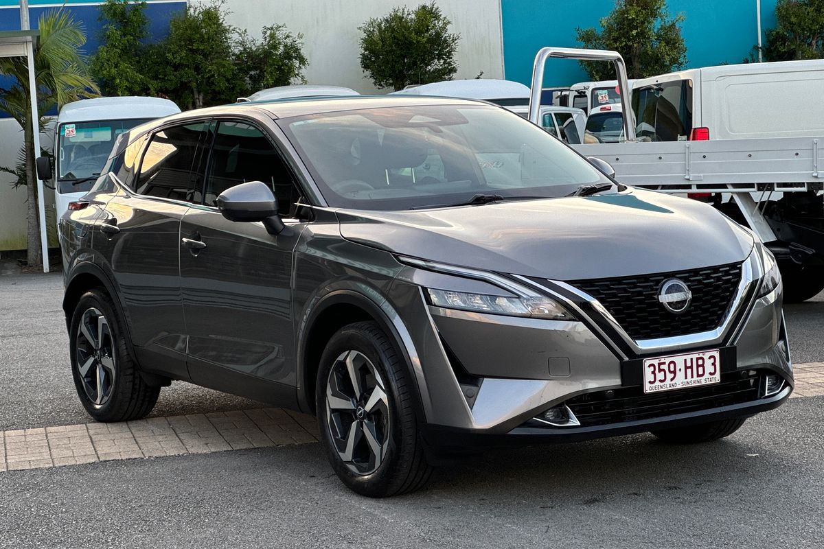 2023 Nissan QASHQAI ST+ J12
